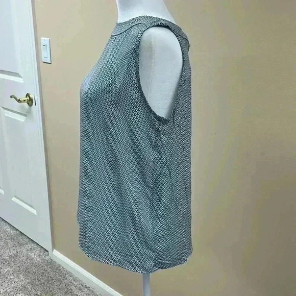 Loft Navy and White Blouse - Picture 4 of 7